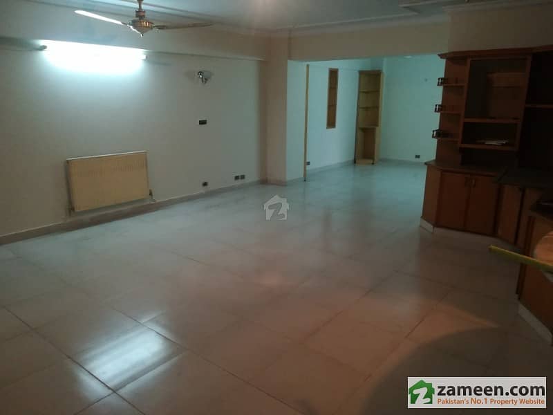 2 bed furnished flat for rent in G11 3 warda hamna