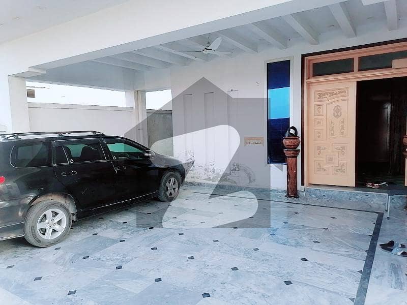 جی ٹی روڈ حسن ابدال میں 5 کمروں کا 1.1 کنال مکان 3.2 کروڑ میں برائے فروخت۔