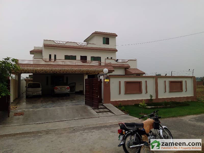 1 kanal double story beautiful house in canal garden