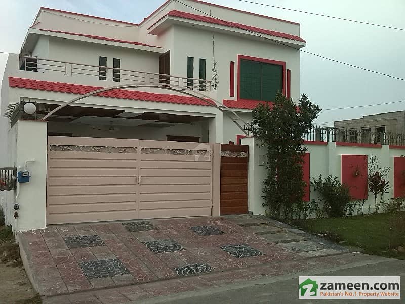16 Marla Beautiful Double Story House For Sale