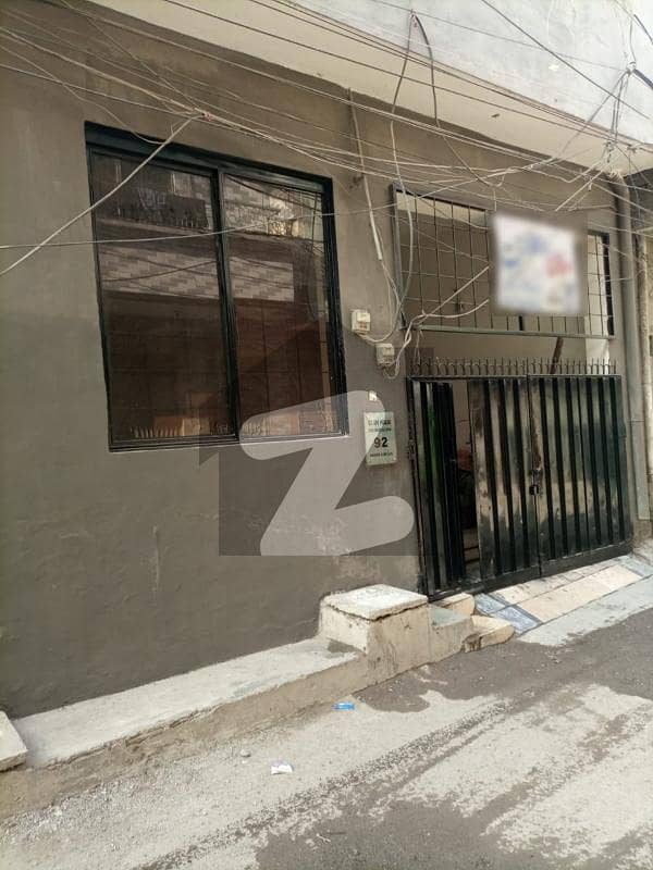 1125 Square Feet House Is Available For Rent In Kot Lakhpat