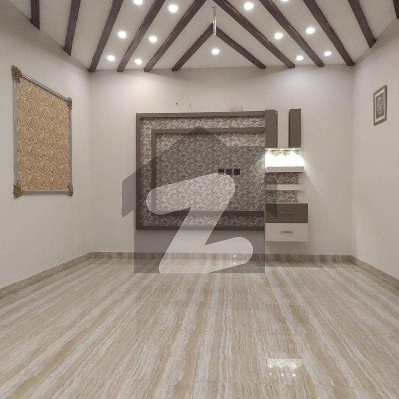 کینال گارڈن لاہور میں 5 کمروں کا 7 مرلہ مکان 2.35 کروڑ میں برائے فروخت۔