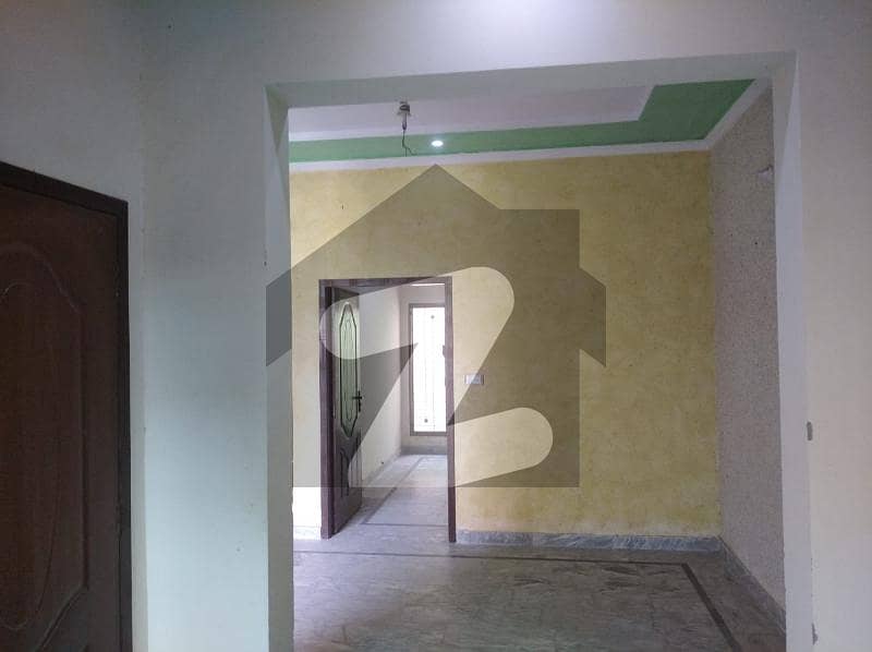 ایس جے گارڈن - بلاک اے ایس جی گارڈن بیدیاں روڈ لاہور میں 3 کمروں کا 3 مرلہ مکان 68 لاکھ میں برائے فروخت۔