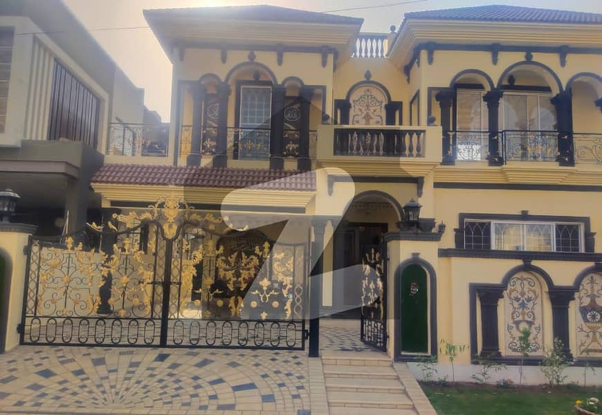10 Marla House For Sale In State Life Phase 1 - Block G Lahore In Only Rs. 28,000,000