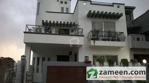 E-11/2 - 30x60 Brand New House For Sale