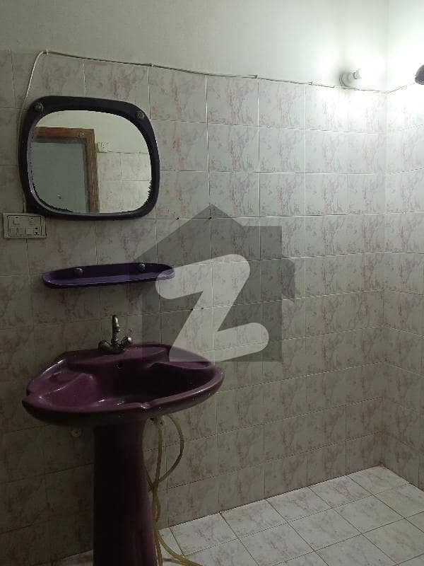 Portion for rent gulistanejohar block 14 GulistaneJauhar Block 14