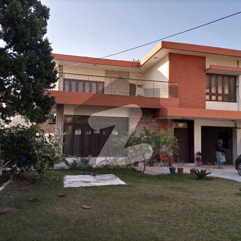 20 Marla Double Storey House For Sale Peshawar Road Line No 6. Peshawar