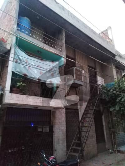 سمن آباد لاہور میں 4 کمروں کا 6 مرلہ مکان 1.25 کروڑ میں برائے فروخت۔
