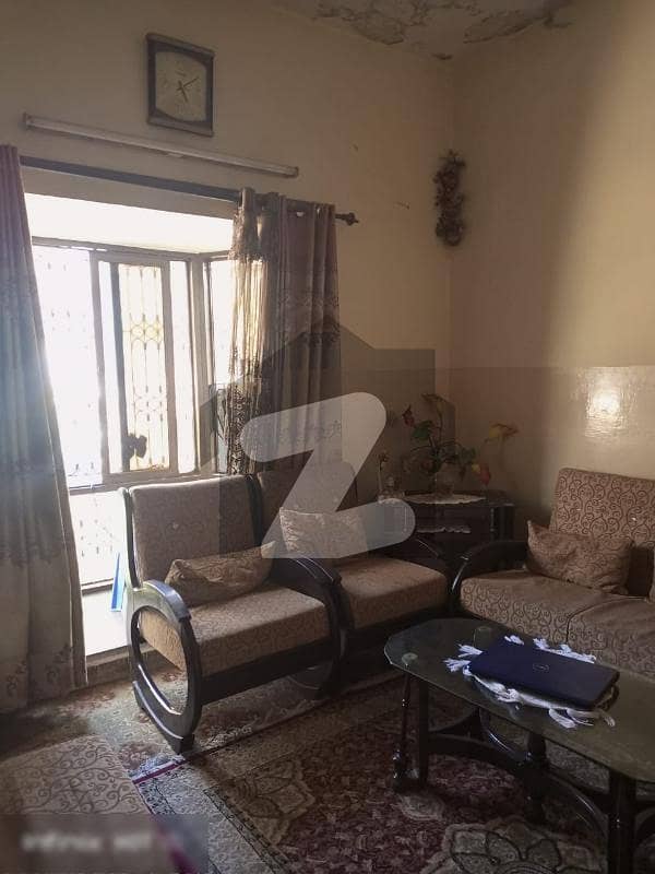 Prime Location, Double Storey 4 Marla Spacious Accommodation House, I-10 1 Islamabad