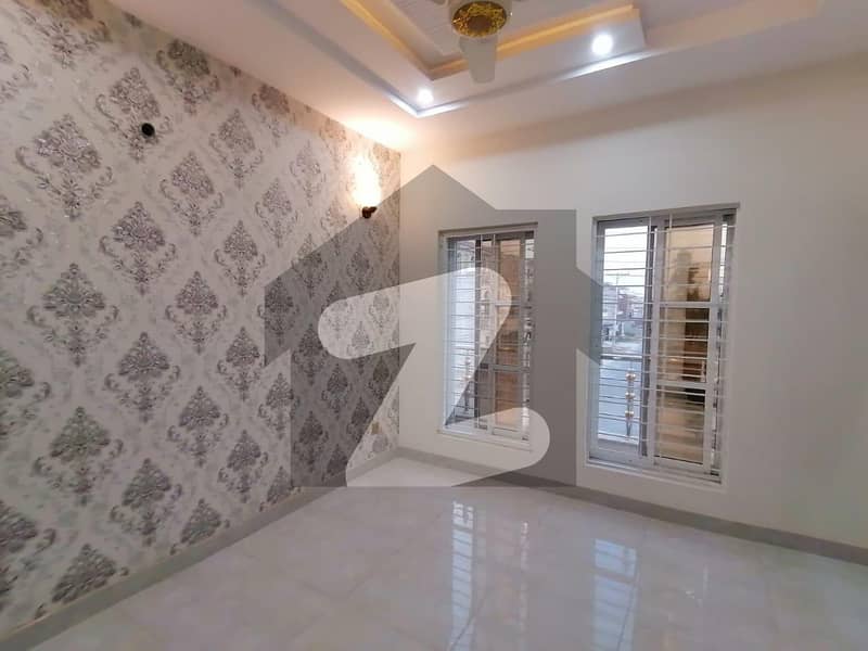 10 Marla House In Only Rs. 24,000,000