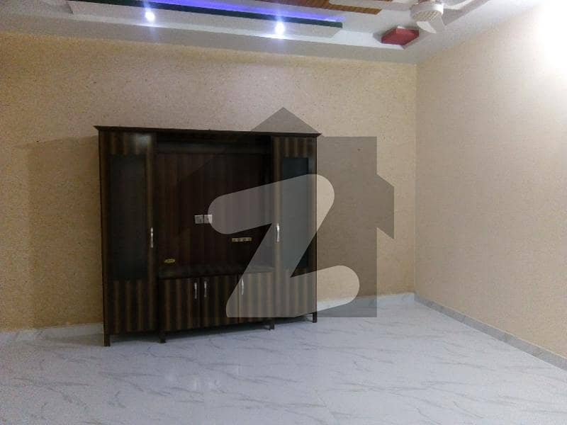 ملٹری اکاؤنٹس ہاؤسنگ سوسائٹی لاہور میں 5 کمروں کا 16 مرلہ مکان 1.2 لاکھ میں کرایہ پر دستیاب ہے۔