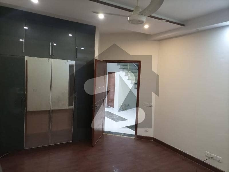 5 Marla Beautiful Portion For Sale In Paragon City