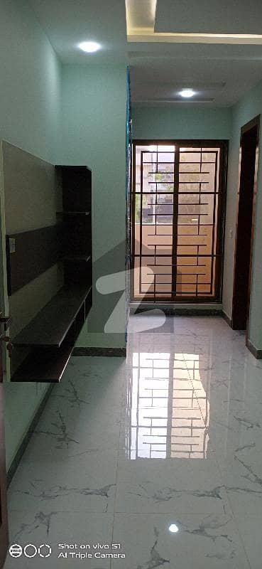 گلبرگ گرینز گلبرگ اسلام آباد میں 4 کمروں کا 7 مرلہ مکان 2.9 کروڑ میں برائے فروخت۔