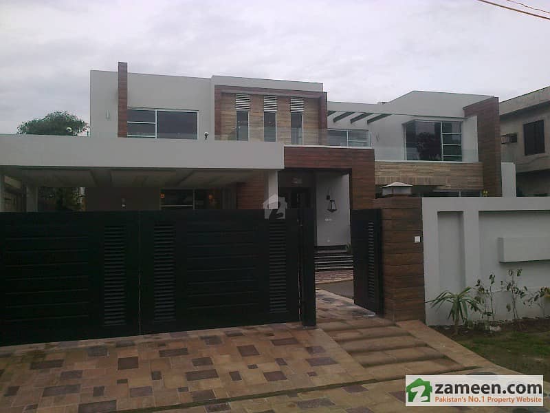 2 Kanal Brand New Bungalow For Sale - Near To DHA Auditorium