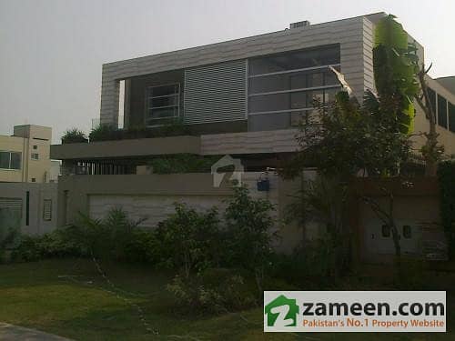 Kanal Mazhar Munir Design Bungalow For Sale