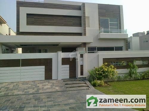 Kanal Brand New Beautiful Bungalow For Sale - Near To Park