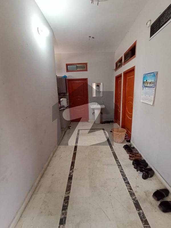 محمودآباد نمبر 2 محمود آباد کراچی میں 1 کمرے کا 1 مرلہ کمرہ 11 ہزار میں کرایہ پر دستیاب ہے۔