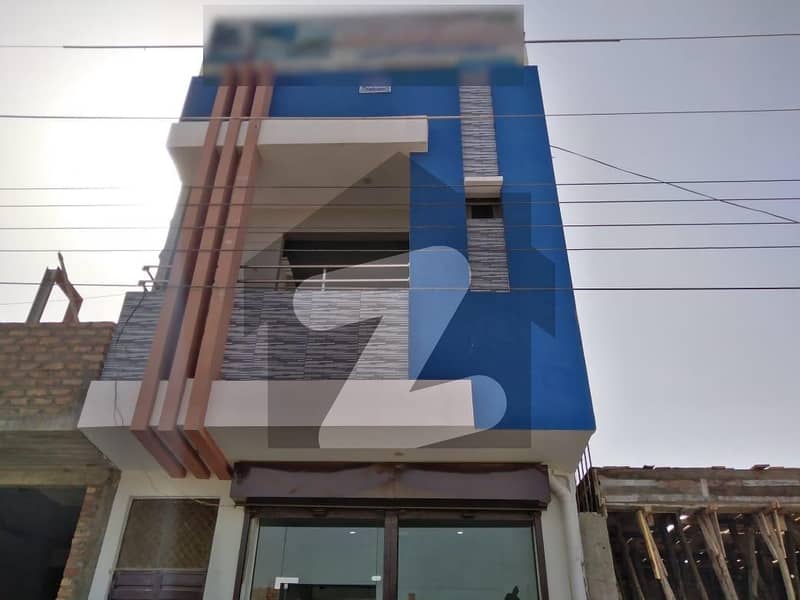 50 Sqyd Commercial Building For Sale
