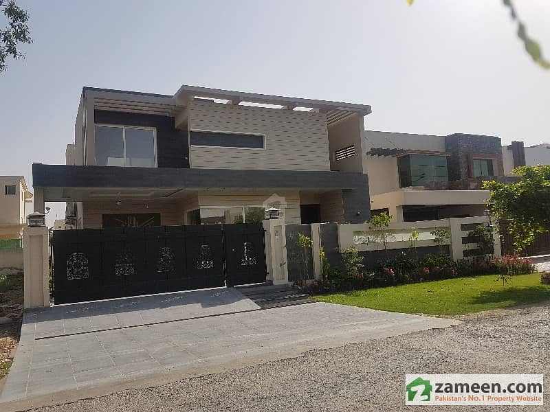 Phase 5 One Kanal Brand New Mazhar Munir Design For Sale Bungalow