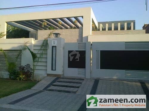 2 Kanal Almost New Most Beautiful Bungalow For Sale