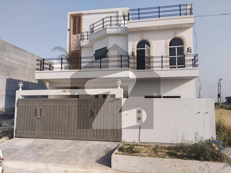 30 70 Brand New Double Storey Ideal Location House