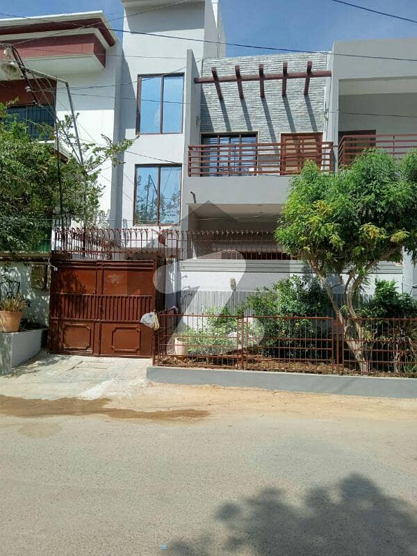 3 bed drawing dining lounge portion for Rent ground floor 240 yards