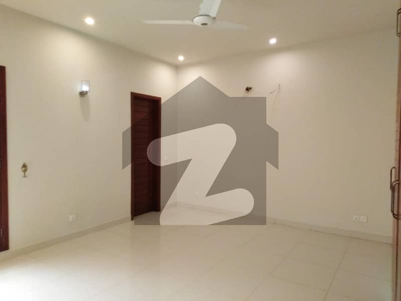 Prime Location 250 Square Yards House In Beautiful Location Of Federal B Area - Block 4 In Karachi