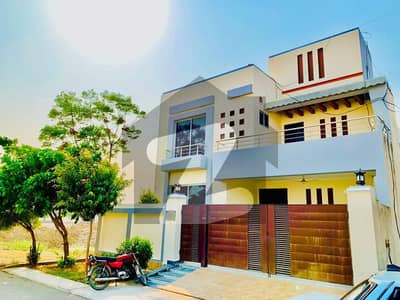 Owner Build 10 Marla House C Block For Sale In Khayaban-e-amin