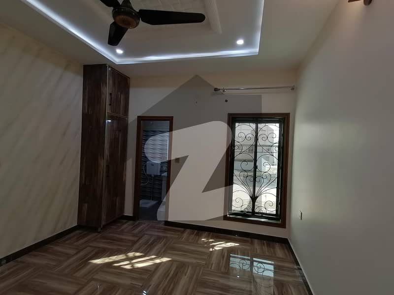 Centrally Located Prime Location House For sale In Aimanabad Road Available