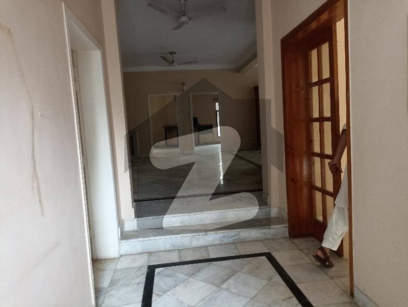 I. 8/3 Double Storey House Is Available For Rent