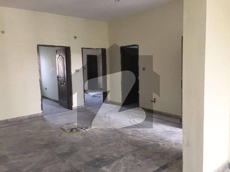 5 Marla Upoer Portion On Hot Location Sabzazar Makkah Chok N Block With Roof Urgent For Rent