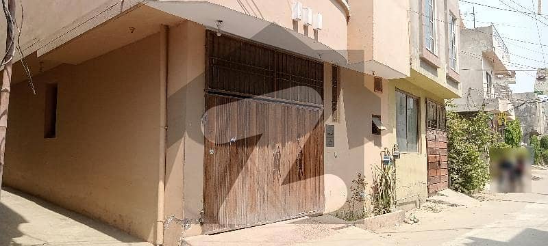 Fair-Priced 788 Square Feet House Available In Ali Park