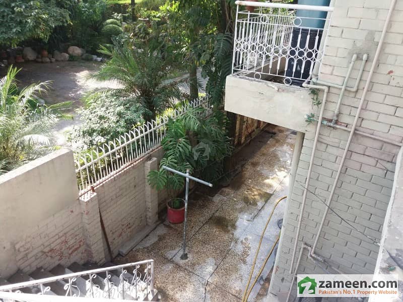 Beautiful 50 X 80 Double Storey Two Side Street House For Sale In G-10/2