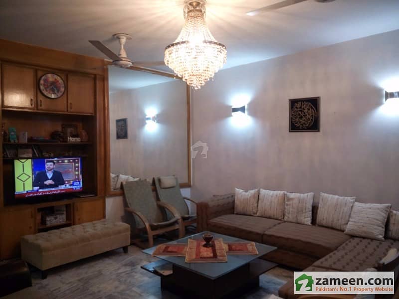 Beautiful Design Flat Is Available For Sale In Rehman Gardens