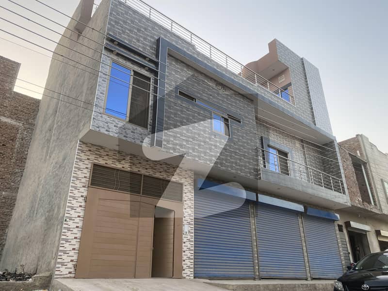 Commercial  3 Storey 4.5 Marla New Fresh House In Johar Town Sahiwal