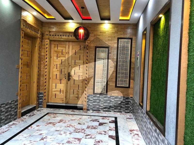 ارباب سبز علی خان ٹاؤن ایگزیکٹو لاجز ارباب سبز علی خان ٹاؤن ورسک روڈ پشاور میں 6 کمروں کا 7 مرلہ مکان 2.2 کروڑ میں برائے فروخت۔