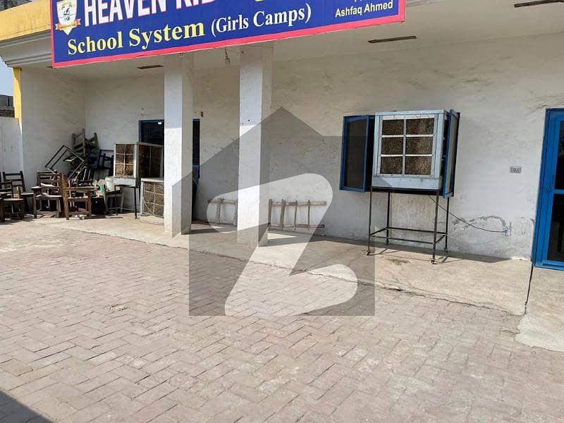 House Of 4500 Square Feet Available In Township - Sector B2