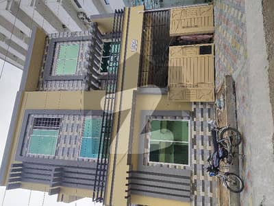 چٹھہ بختاور اسلام آباد میں 4 کمروں کا 5 مرلہ مکان 1.35 کروڑ میں برائے فروخت۔
