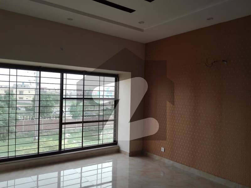 Perfect 10 Marla Upper Portion In Wapda Town Phase 1 - Block J3 For rent