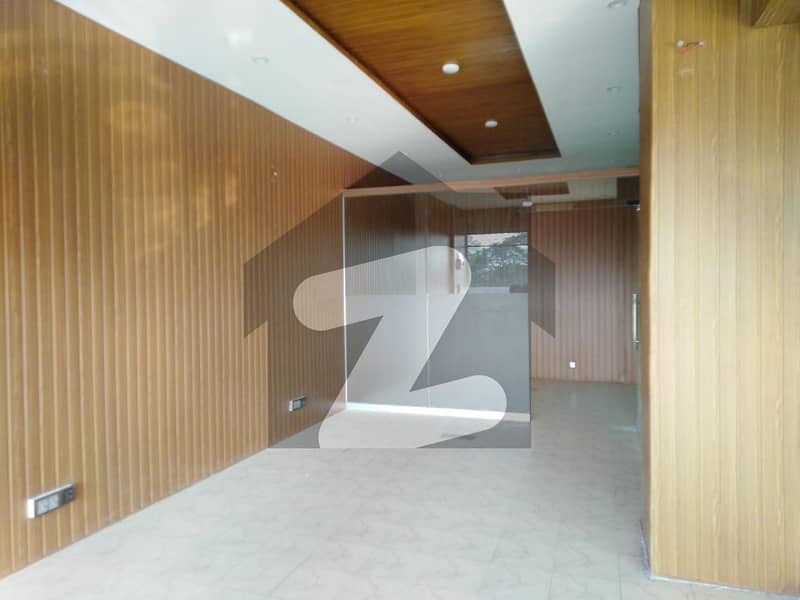 Main Boulevard Gulberg Office Sized 370 Square Feet