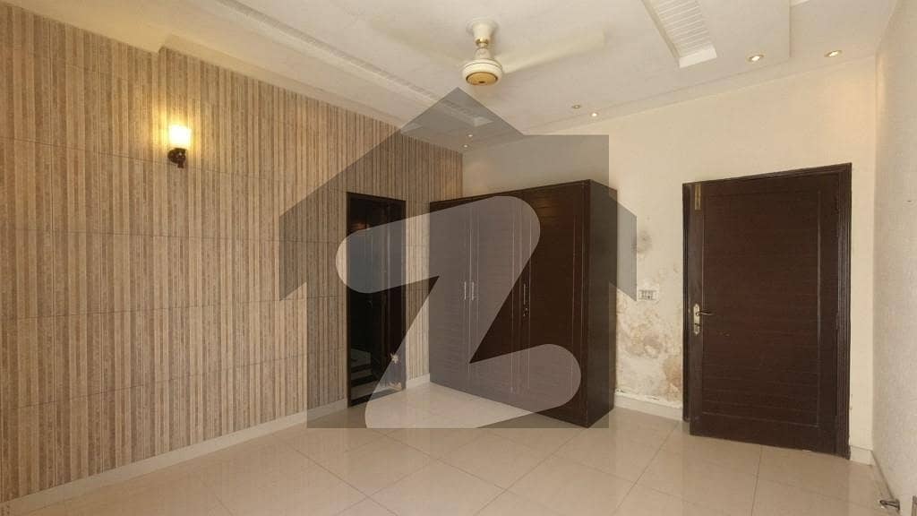 ای ایم ای سوسائٹی ۔ بلاک جے ای ایم ای سوسائٹی لاہور میں 3 کمروں کا 10 مرلہ مکان 75 ہزار میں کرایہ پر دستیاب ہے۔