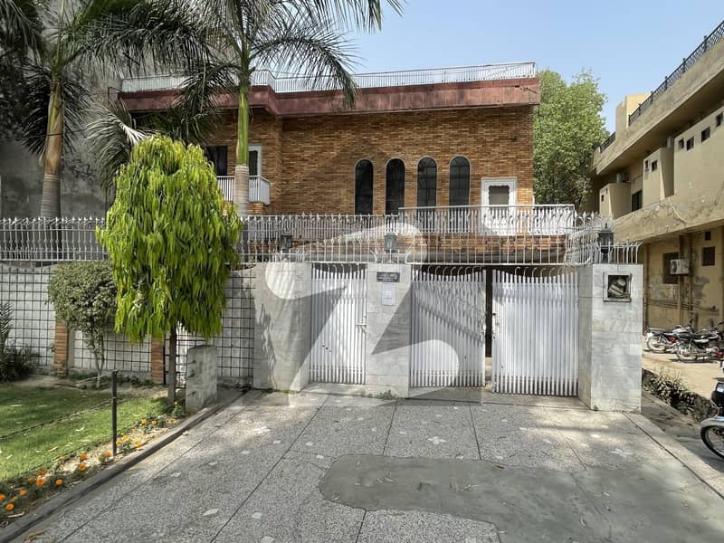 House For Sale Khawaja Safdar Road
