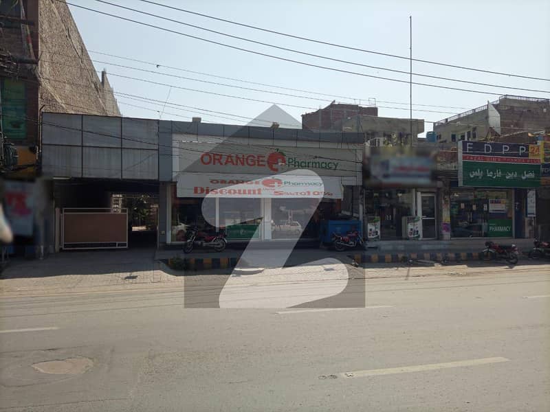 گڑھی شاہو لاہور میں 1.85 کنال عمارت 31.82 کروڑ میں برائے فروخت۔