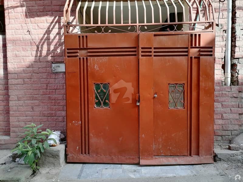 5 Marla House available for sale in Allama Iqbal Town - Zeenat Block if you hurry
