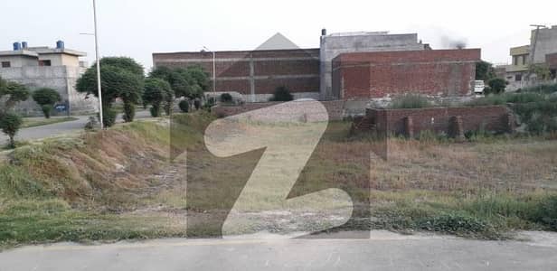 6 Marla Corner Plot For Sales In Subhan Garden Phase 1, A-block, Lahore