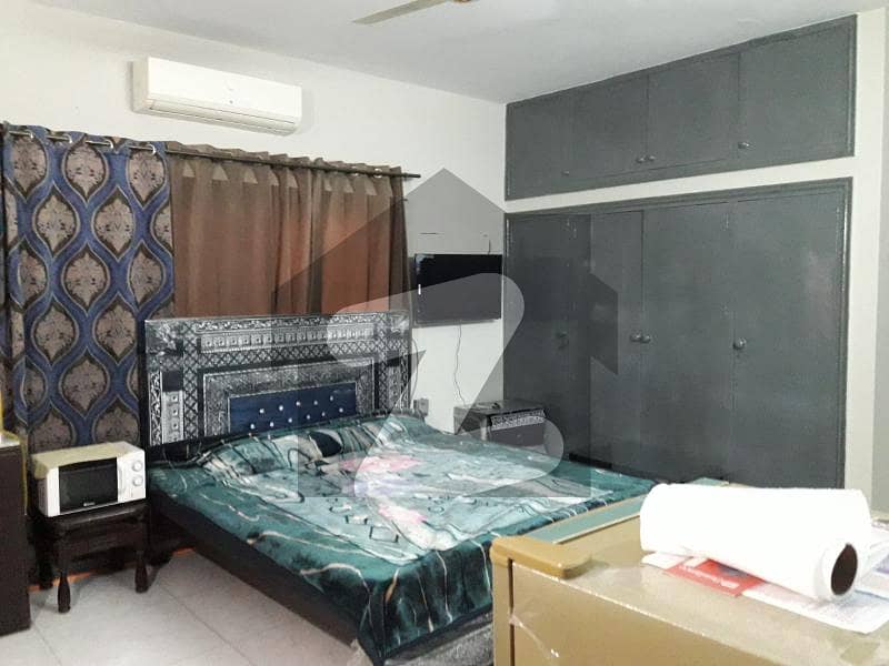Fully Furnished Bedroom For Rent In 17 Marla House