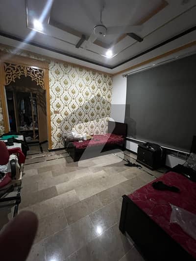 حیات آباد فیز 7 حیات آباد پشاور میں 7 کمروں کا 10 مرلہ مکان 5.9 کروڑ میں برائے فروخت۔