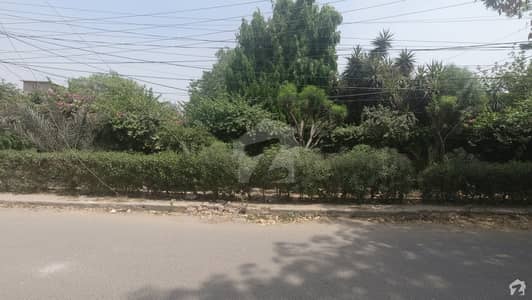 4 Kanal Blue Zone Commercial Plot Ideal Location Of Mm Alam Road