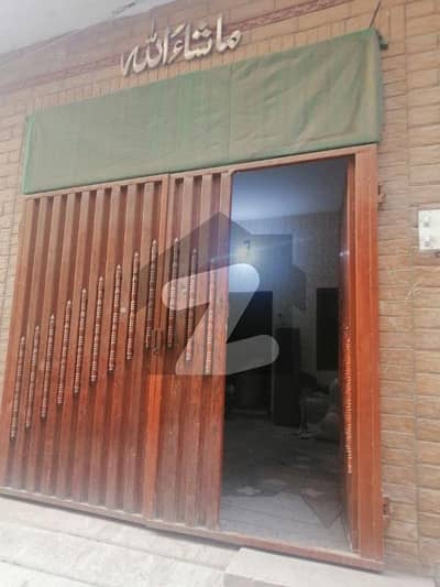 ہجویری ٹاؤن جڑاںوالا روڈ لاہور میں 9 کمروں کا 6 مرلہ مکان 1.1 کروڑ میں برائے فروخت۔