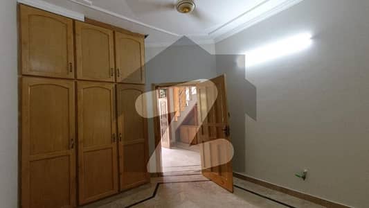 New 25x50 House For Rent With 4 Bedrooms In G. 14 Islamabad